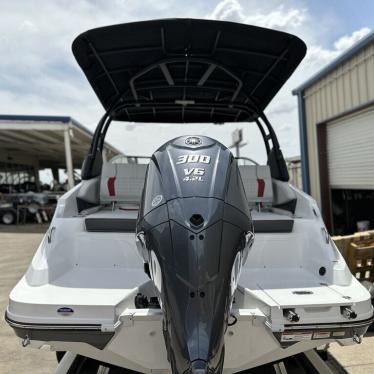 2024 Hurricane sundeck2600ob