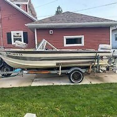 1982 Sylvan 16ft boat