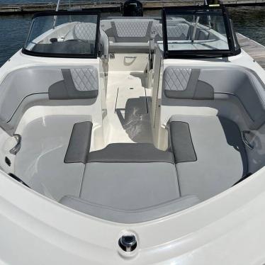 2023 Bayliner vr6