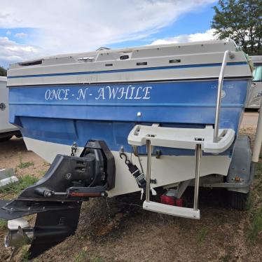 1988 Bayliner 21ft boat