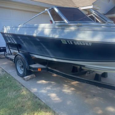 1986 Four Winns 16ft boat