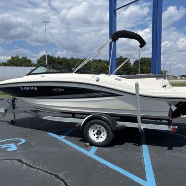 2016 Sea Ray 19spx