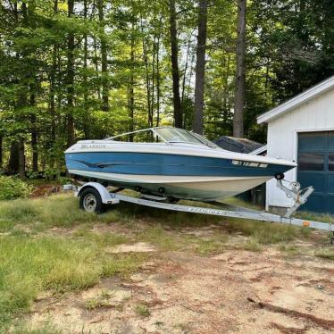 1994 Larson 17ft boat