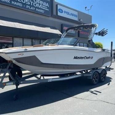 2024 Mastercraft xt22