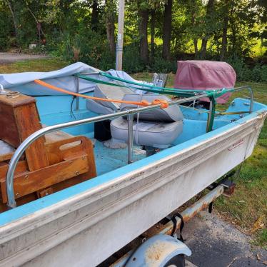 1968 Boston Whaler 17ft boat