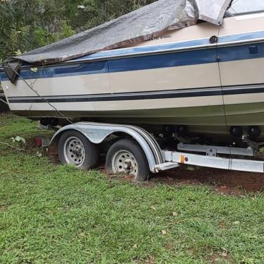 1985 Regal 21ft boat