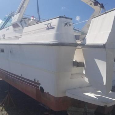 1989 Sea Ray 34ft boat