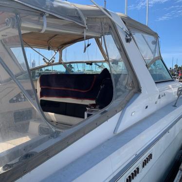 1990 Sea Ray 37ft boat