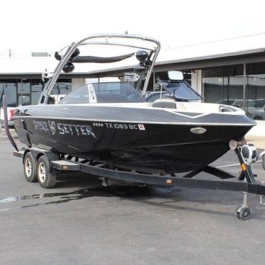 2010 Malibu 23 lsv