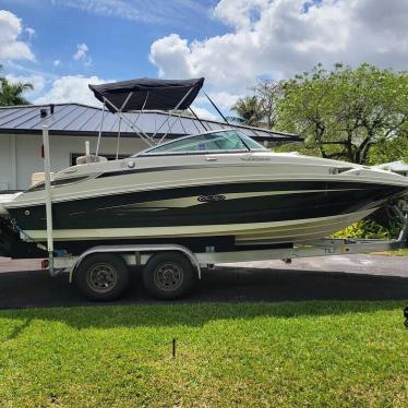 2010 Sea Ray 220 sundeck