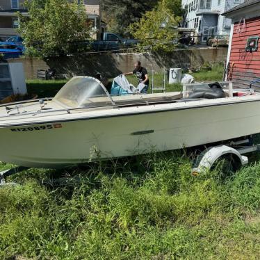 1969 Glastron 17ft boat