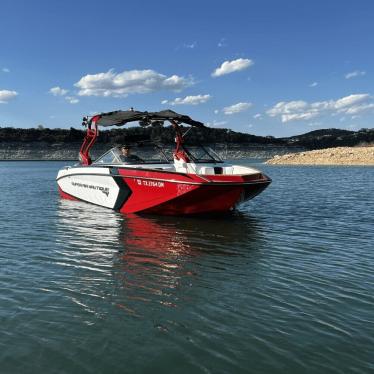 2016 Nautique g23