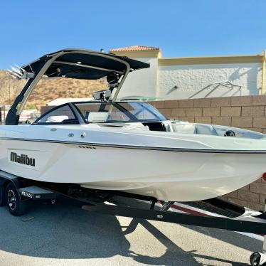 2019 Malibu wakesetter 23 lsv