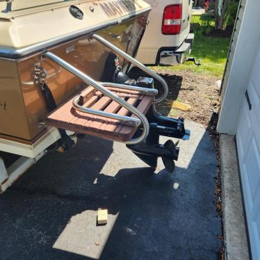 1984 Stingray 18ft boat