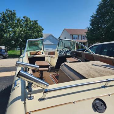 1984 Stingray 18ft boat