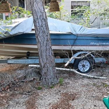 1982 Bayliner 19ft boat