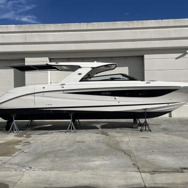 2023 Sea Ray 400slx