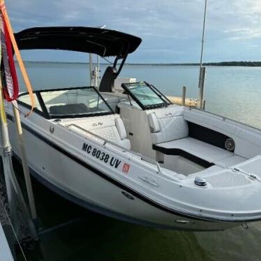 2018 Sea Ray sdx270