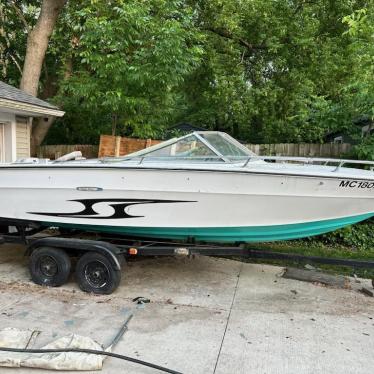 1972 Sea Ray 18ft boat