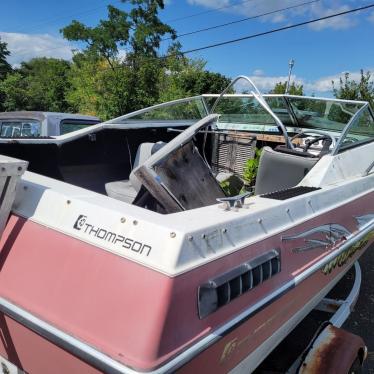 1988 Thompson 20ft boat