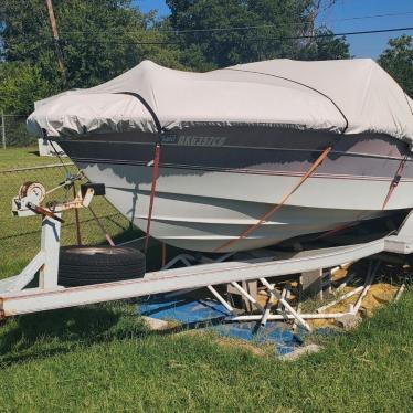 1983 Cobalt 19ft boat