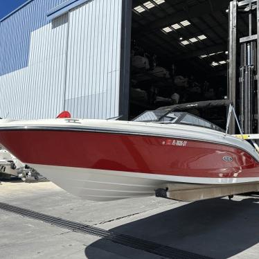 2019 Sea Ray 23spxob