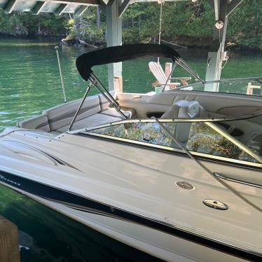 2004 Chaparral 215ssi