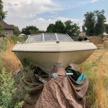 1981 Bayliner 15ft boat