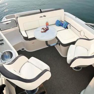 2013 Sea Ray 240sundeck