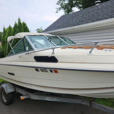 1985 Stingray 18ft boat