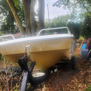 1976 Rinker 15ft boat