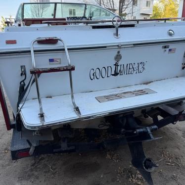 1985 Sea Ray 23ft boat