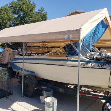 1979 Glastron 17ft boat