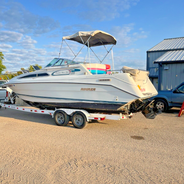 1993 Rinker fiesta vee 260