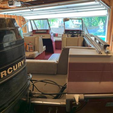 1986 Glastron 19ft boat