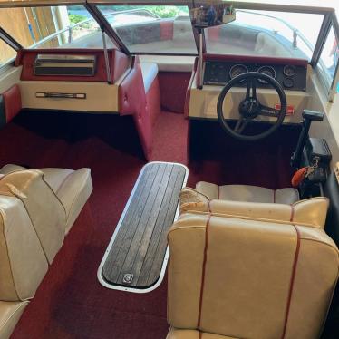 1986 Glastron 19ft boat