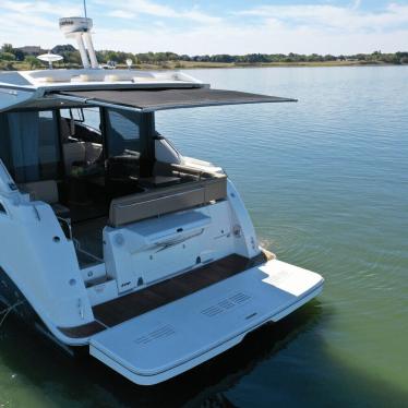 2016 Sea Ray 400sundancer