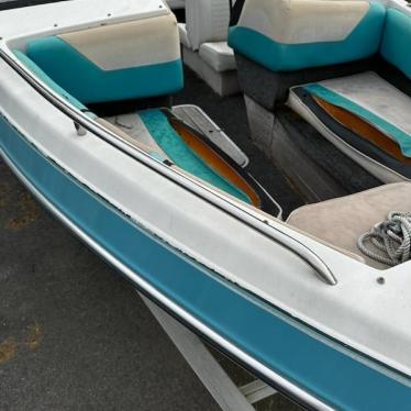 1990 Wellcraft 19ft boat