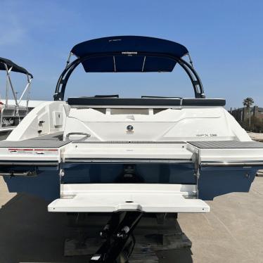 2022 Sea Ray 230spx