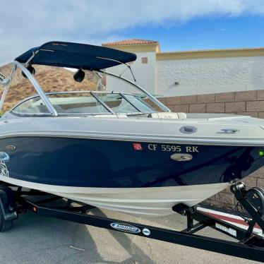 2008 Sea Ray 230 select fission