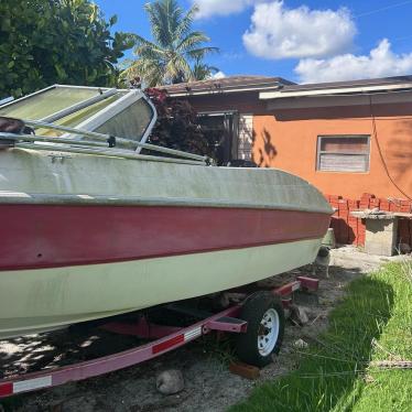 1998 Starcraft 17ft boat