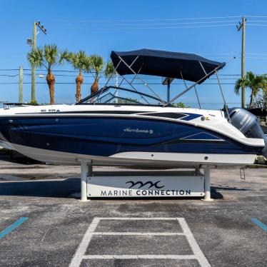 2023 Hurricane sundeck ob sd 235 ob