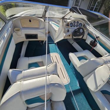 1996 Rinker 19ft boat