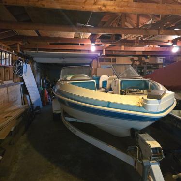 1994 Glastron 18ft boat