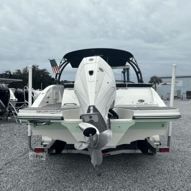 2022 Sea Ray 230spxoutboard