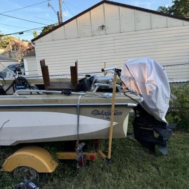 1970 Glastron 15ft boat