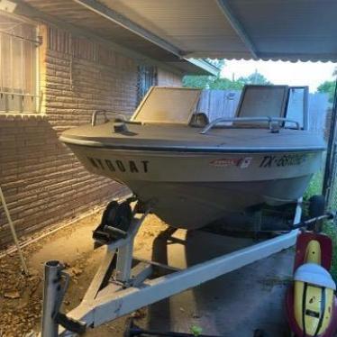 1985 Sylvan 15ft boat