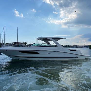 2016 Sea Ray 350slx