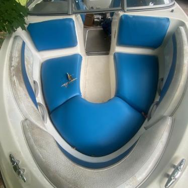 2006 Bayliner 19ft boat