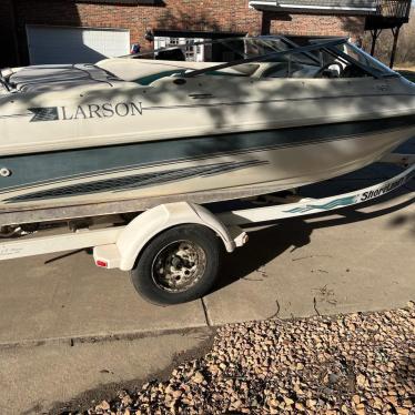 1997 Larson 17ft boat